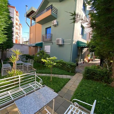 Vila Ajdinaj Berat Exteriör bild