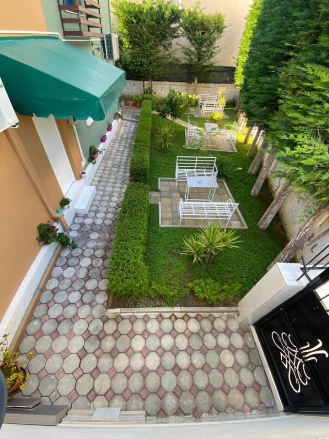Vila Ajdinaj Berat Exteriör bild