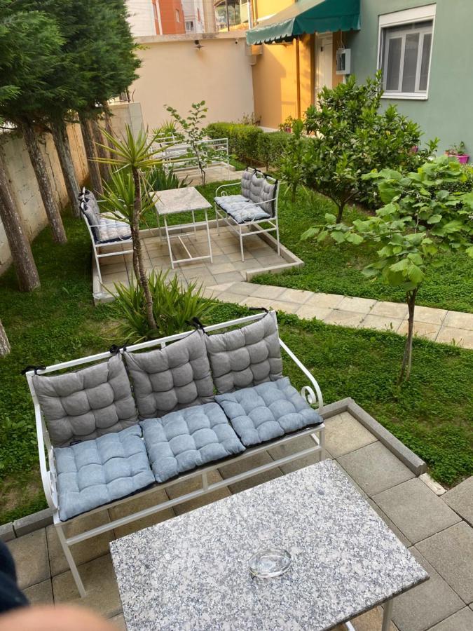 Vila Ajdinaj Berat Exteriör bild