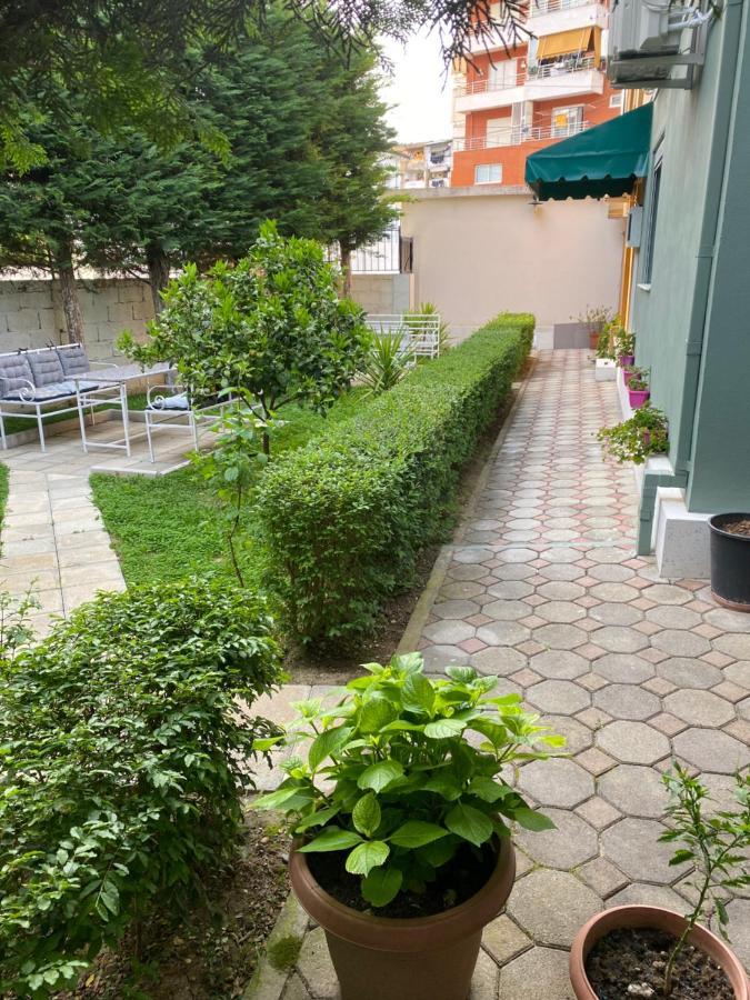 Vila Ajdinaj Berat Exteriör bild