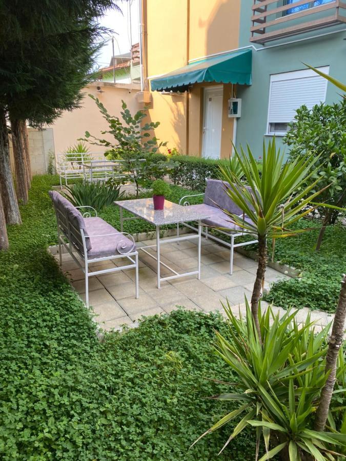 Vila Ajdinaj Berat Exteriör bild