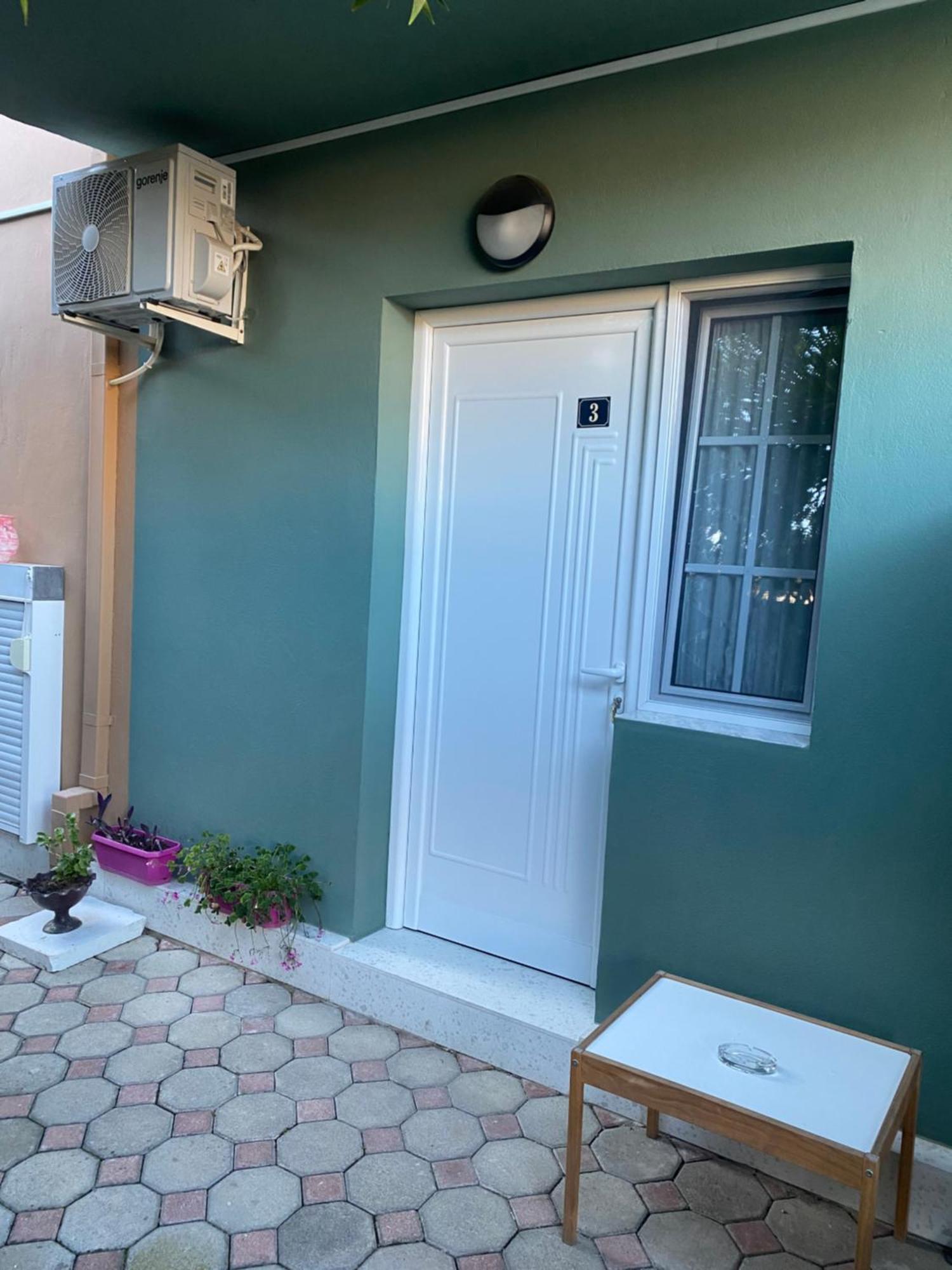 Vila Ajdinaj Berat Exteriör bild
