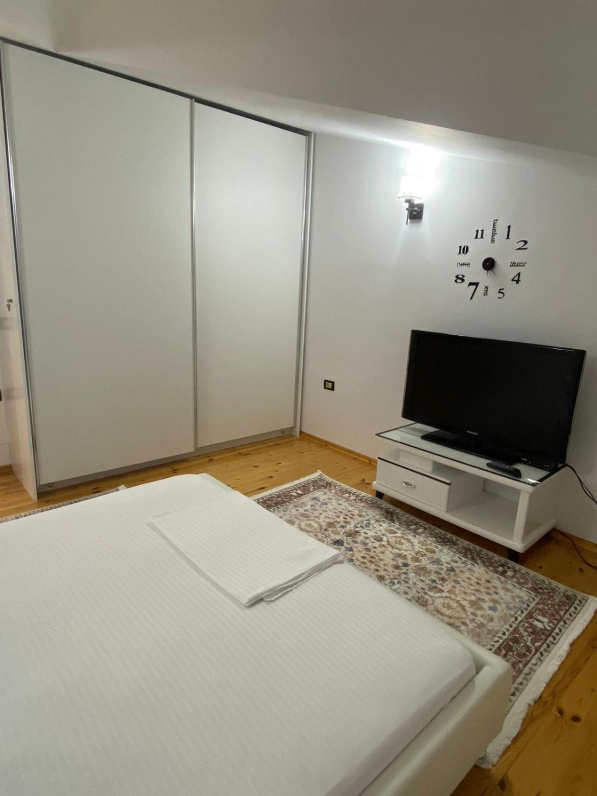 Vila Ajdinaj Berat Exteriör bild