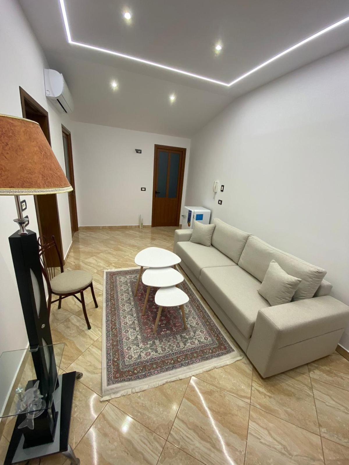 Vila Ajdinaj Berat Exteriör bild
