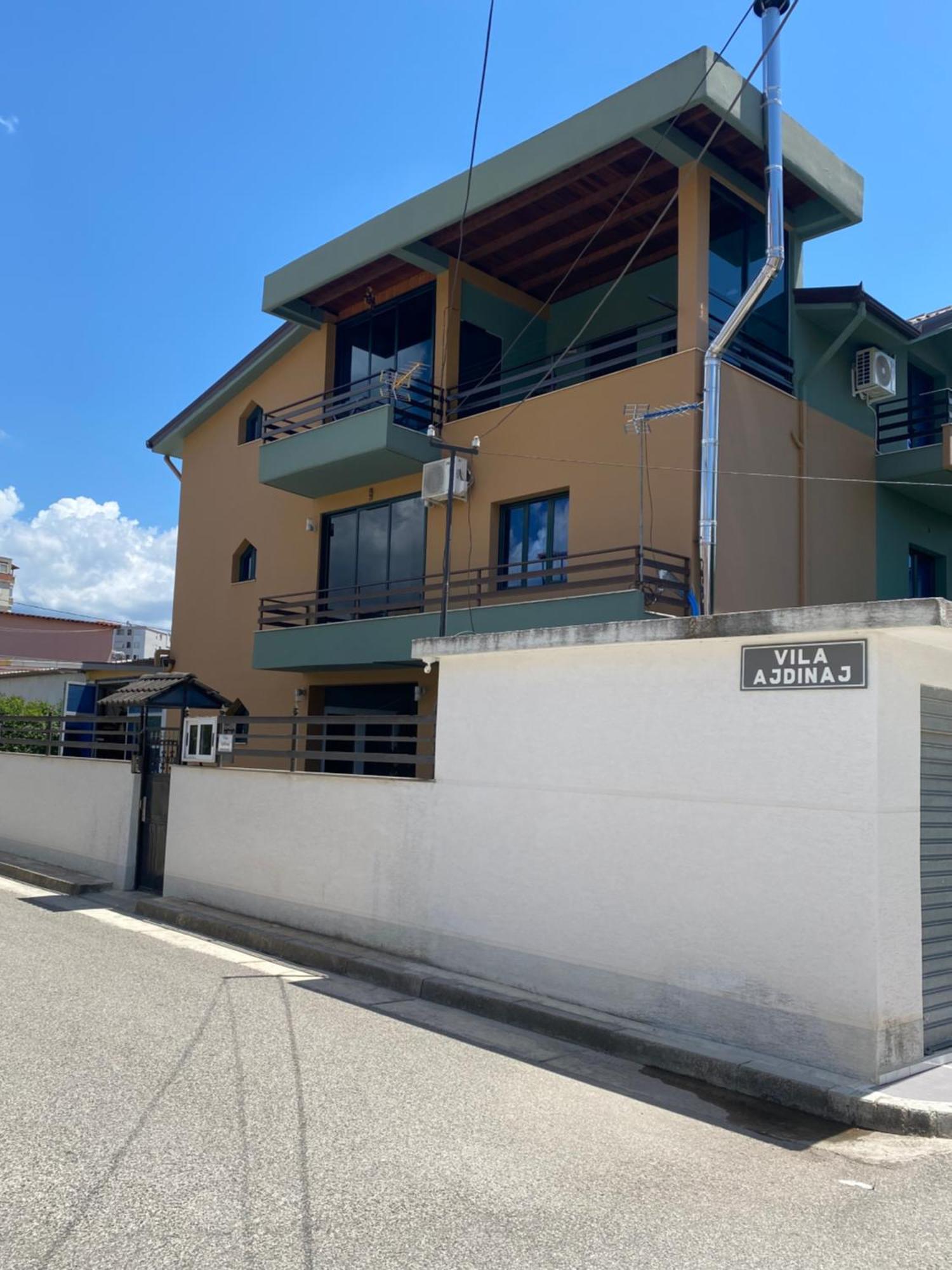 Vila Ajdinaj Berat Exteriör bild